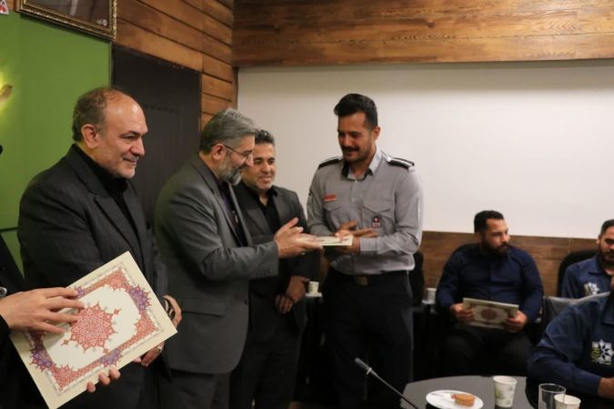 تجلیل از زوج‌های جوان و والدین شهرداری گرگان با حضور مسئولان شهری