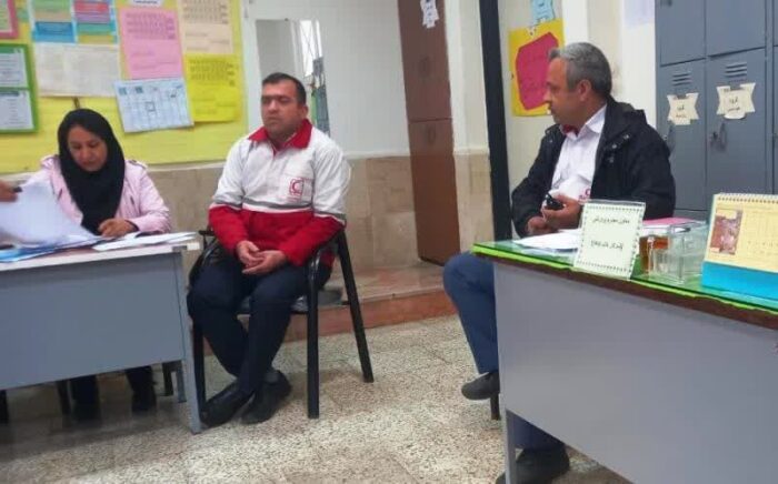 حضور امدادگران اداره گاز منطقه یک در مانور زلزله مدرسه شهید علی مدنی گرگان