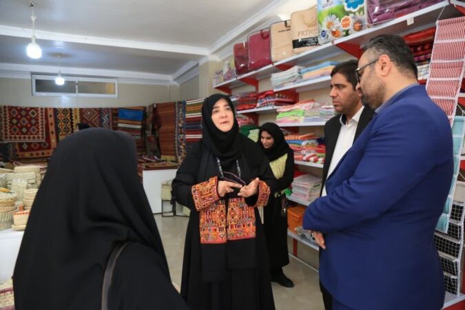 بازدید معاون صنایع‌دستی کشور از روستای ملی جاجیم‌بافی در گلستان