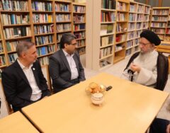 دیدار مدیر عامل شرکت ملی پخش فرآورده های نفتی با نماینده ولی فقیه در استان