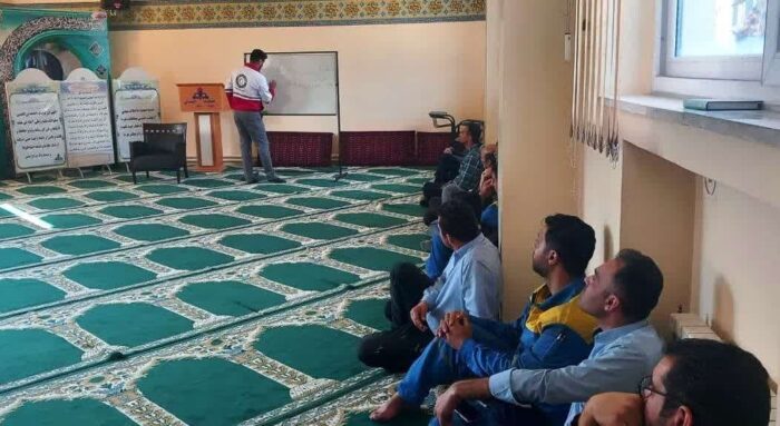 برگزاری دوره آموزشی کمک های اولیه در اداره گاز منطقه یک گرگان