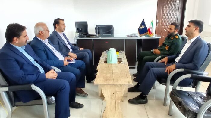 دیدار و گفتگوی مدیرکل فرهنگ و ارشاد اسلامی استان گلستان با فرمانده سپاه ناحیه شهرستان گمیشان