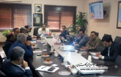 نشست و هم اندیشی نورانی رئیس سازمان با دستگاه اجرایی متولی امر در خصوص طرح آب شیرین کن در گلستان
