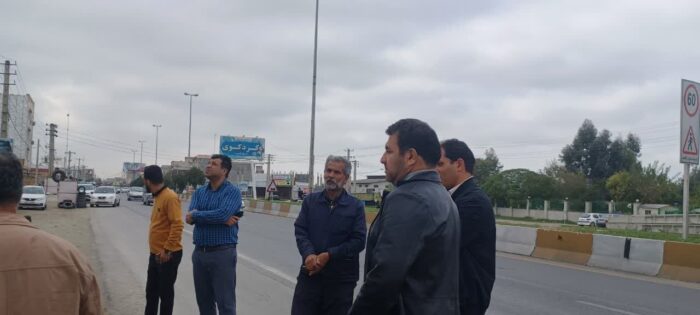 آغاز نصب سازه دروازه قرآن شهر کردکوی