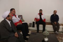 دیدار هلال احمری ها با خانواده شهیدِ پنجم آذر گرگان