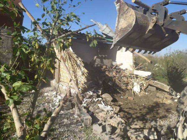 ادامه تخریب ساخت و سازهای غیرمجاز در روستاهای گرگان