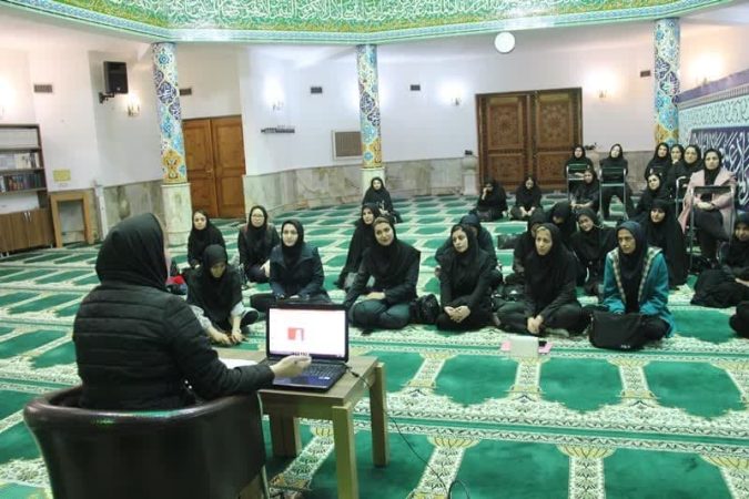 برگزاری اردوی فرهنگی و سیاحتی بانوان گاز گلستان در مجتمع صنعت نفت محمود آباد