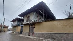 بازدید استاندار گلستان از طرح بهسازی بافت روستای هدف گردشگری بنفش تپه شهرستان بندرگز