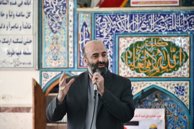 منفی نگری و ناامیدی دستاورد گوشی های هوشمند و فضای مجازی برای جوانان است