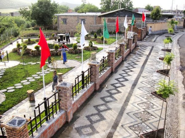 احداث ۵۳ پارک روستایی به مساحت ۷۳ هزار متر مربع و پیاده رو سازی به مساحت ۵۱۸ هزار متر مربع