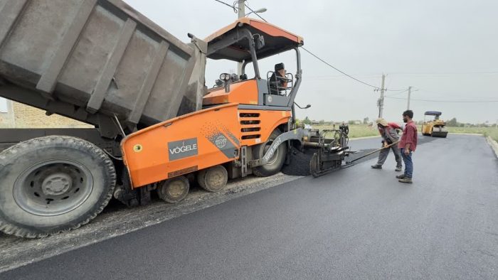 معابر خاکی روستای بزرگ چن سولی شهرستان آق قلا آسفالت شد