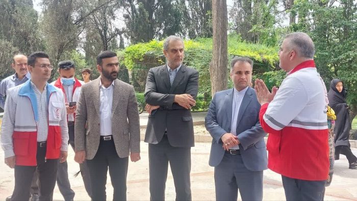 بازدید فرماندار گرگان از نمایشگاه آموزش همگانی و تخصصی امداد و نجات