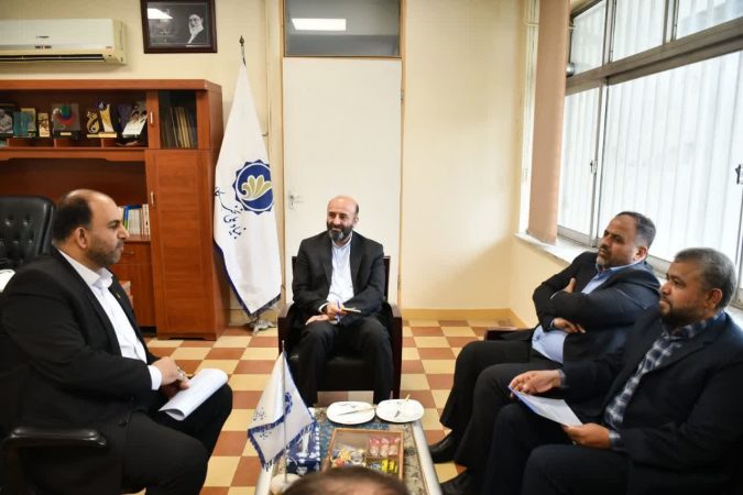 نخبگان ثروت‌های انسانی کشور هستند