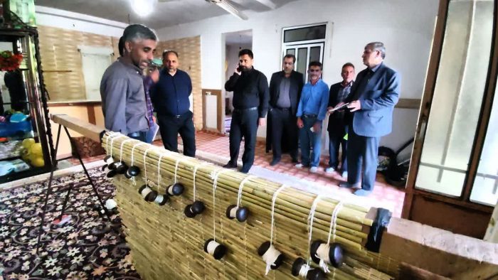 بازدید مدیرکل بنیاد مسکن انقلاب اسلامی استان گلستان از کارگاه های حصیربافی در روستای سایر