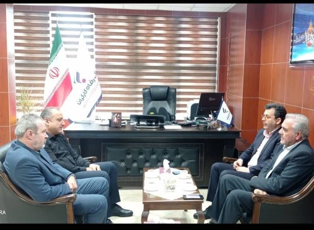 پیگیری اعتبارات اشتغال و ودیعه مسکن کمیته امداد دربانک رفاه کارگران