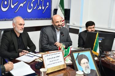 در ستاد انتخابات استان به هشت اصل قائل هستیم