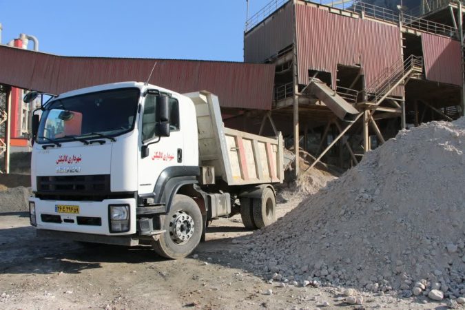 ۱۵۰۰ بیس به ارزش ریالی ۲ میلیارد ریال جهت بهسازی معابر شهر و روستاهای گالیکش اهدا شد.