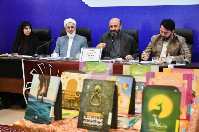 حضور میراکبری در جلسه مشترک انجمن کتابخانه های عمومی استان و شهرستان رامیان