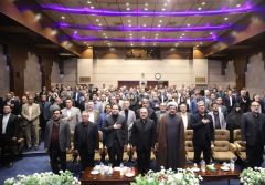به آینده این مجمع بسیار امیدوارم