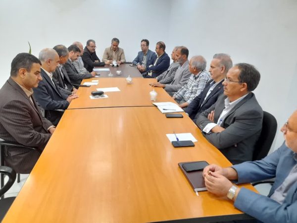 اولین نشست هم اندیشی با بازنشستگان ثبت اسناد و املاک استان گلستان برگزار شد