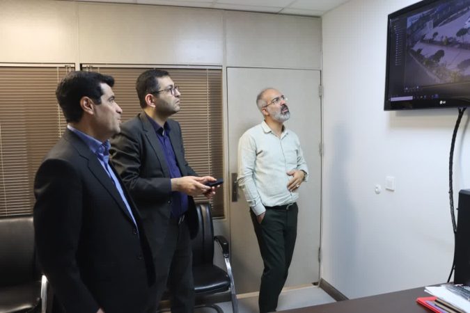 بازدید مهندس شهمرادی از سیستمهای مانیتورینگ شرکت شهرکهای صنعتی گلستان