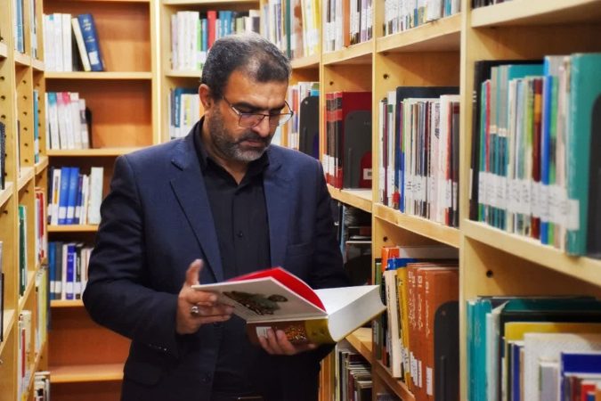 فرماندار شهرستان علی آباد کتول از کتابخانه‌ عمومی شهر بازدید کرد