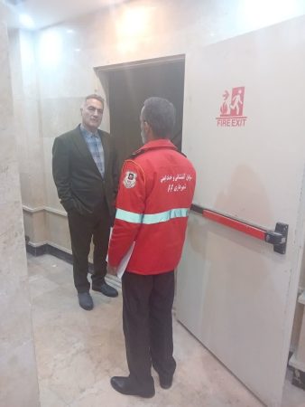بازدید میقانی رئیس سازمان آتش نشانی و خدمات ایمنی شهرداری گرگان از مراحل صدور مجوز ایمنی ساختمان ها