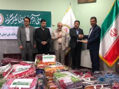 اهدای ۱۲۴ تخته پتو توسط کارکنان بانک ملی استان گلستان به جبهه مقاومت