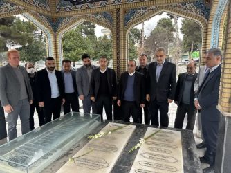 تجدید میثاق با شهدا در اولین روز کاری فرماندار گرگان