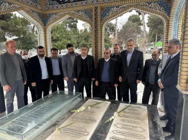 تجدید میثاق با شهدا در اولین روز کاری فرماندار گرگان