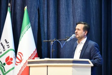 تعلیم و تربیت نسل جوان و نوجوان اگر به درستی اتفاق بیفتد بسیاری از مشکلات آینده حل خواهد شد