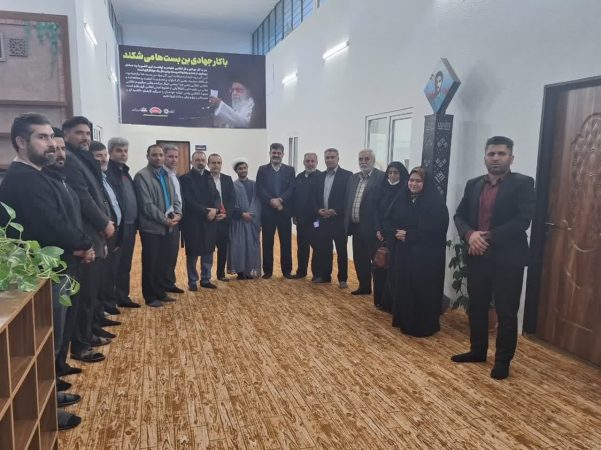 پیگیری مشکلات و درخواست‌های محلات در قرارگاه جهادی با حضور شهردار گرگان