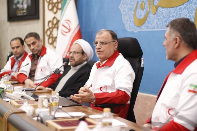 تصمیم‌گیری انقلابی لازمه پیشرفت استان است / هلال‌احمر بازوی توانمند مدیریت بحران در استان