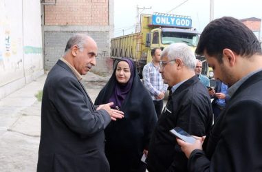 بازدید دکتر کیانمهر معاون هماهنگی امور اقتصادی استانداری گلستان از مراکز خرید محصول کلزا شهرستاهای کردکوی و گرگان و بررسی روند خرید کلزا