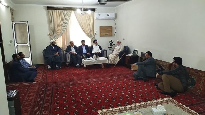 دیدار مسئولان شهرستان آق‌قلا با حاج آخوند رهبر به مناسبت عید سعید قربان