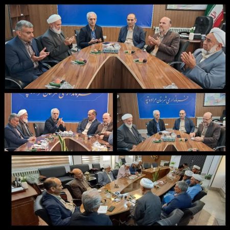 سرپرست فرمانداری مراوه تپه از امام جمعه شهرستان در خصوص حمایت از نیروهای مسلح جمهوری اسلامی ایران و منویات مقام معظم رهبری، قدردانی کرد