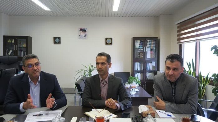 بررسی آخرین وضعیت پروژه های اداره کل ثبت اسناد و املاک استان