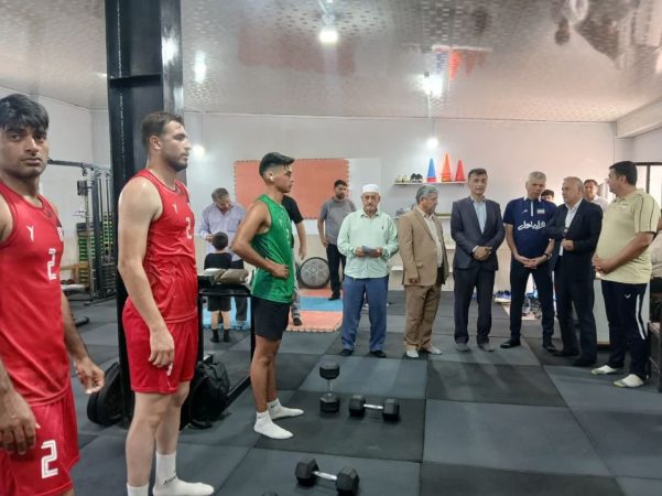بازدید مهندس برزمینی مدیرکل ورزش و جوانان استان گلستان از اردوی تیم ملی والیبال ساحلی ناشنوایان در بندرترکمن