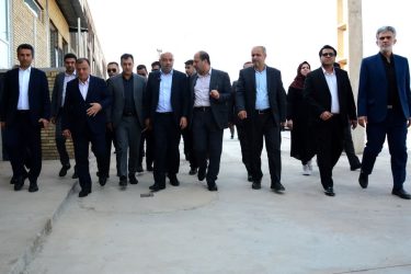 بازدید وزیر تعاون به همراه استاندار گلستان از واحدهای تولیدی علی آباد کتول