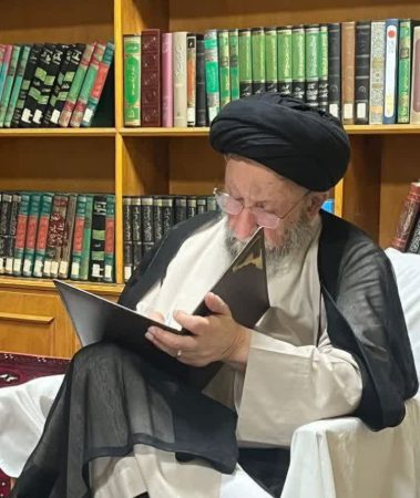 تجلیل حضرت آیت‌الله نورمفیدی از تلاش‌های دکتر محسن مسچی در گسترش فرهنگ وحدت و همدلی