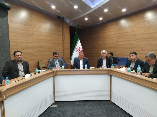 بررسی مشکلات ۵ واحد‌ تولیدی گلستان در جلسه کارگروه تسهیل با حضور استاندار گلستان