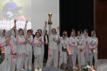 گلستان قهرمان مسابقات کریکت بانوان کشور شد