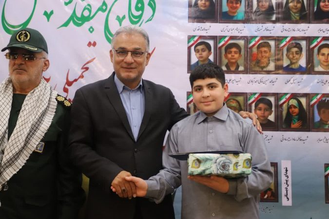 برگزاری مراسم یادبود شهدای جنگ دوازده روزه و گرامیداشت هفته دفاع مقدس به میزبانی دبیرستان متوسطه اول حیات طیبه گرگان