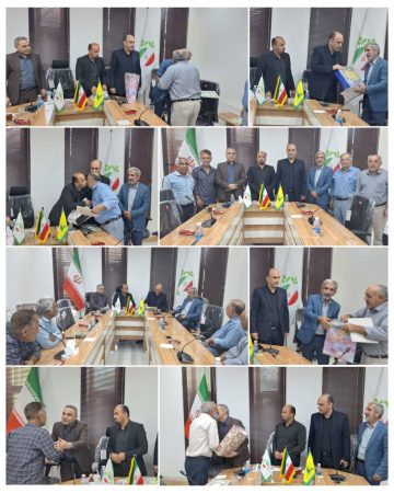 تقدیر از ایثارگران شهرداری فاضل‌آباد به مناسبت هفته دفاع مقدس