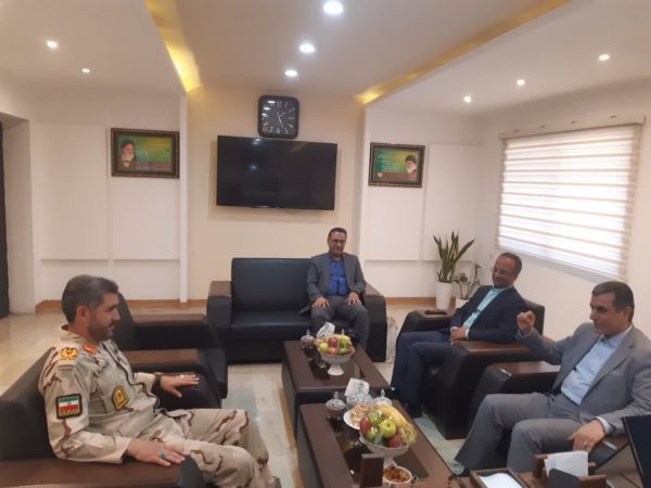 دیدار مدیرکل صنعت، معدن و تجارت استان با فرمانده مرزبانی گلستان به مناسبت هفته انتظامی
