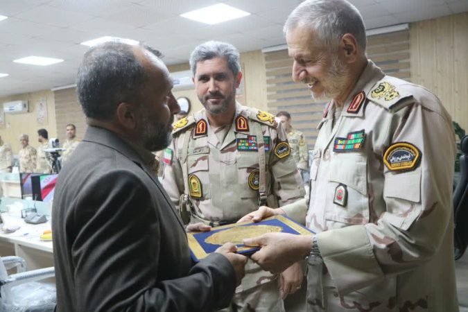 فرمانده مرزبانی فراجا از اعضای وابسته در ستاد مرزبانی گلستان تقدیر کرد