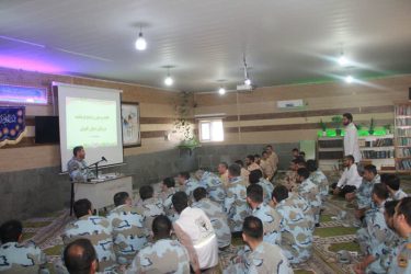 برگزاری جلسه پرسش و پاسخ در پایگاه دریابانی بندرترکمن با حضور فرمانده مرزبانی استان گلستان