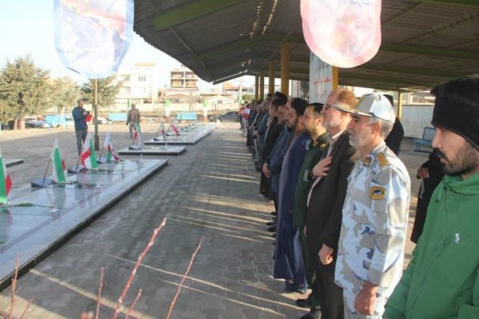 آیین غبارروبی گلزار شهدا به مناسبت دهه مبارک فجر در شهرستان بندرترکمن