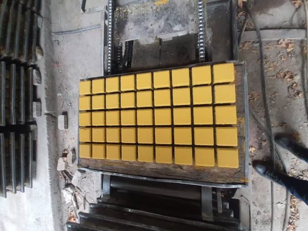 تولید ۴۵ هزار متر مربع پازل و انواع جدول با رنگ های متفاوت