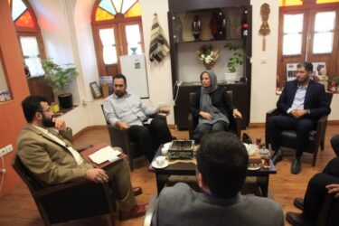 دیدار هیات مدیره انجمن صنفی راهنمایان گردشگری گلستان با مدیرکل میراث‌فرهنگی، گردشگری و صنایع‌دستی استان/ تسهیل‌گری فعالیت‌های اثرگذار تشکل‌های بخش خصوصی اداره‌کل میراث‌فرهنگی گلستان